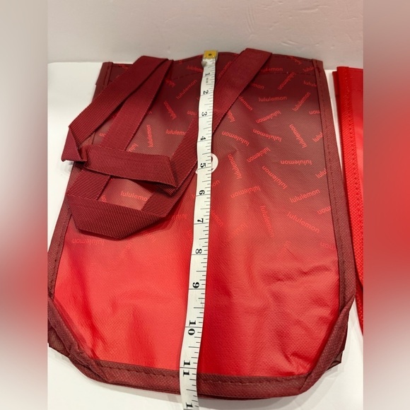 lululemon athletica Red Mini Tote Bag Set New - Picture 3 of 3
